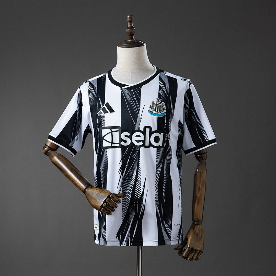 Newcastle United 2026/27 Home Shirt — Fan Version